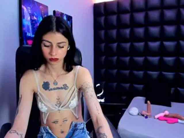 DulceMiiaa webcam