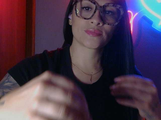 NoirLust live cam preview