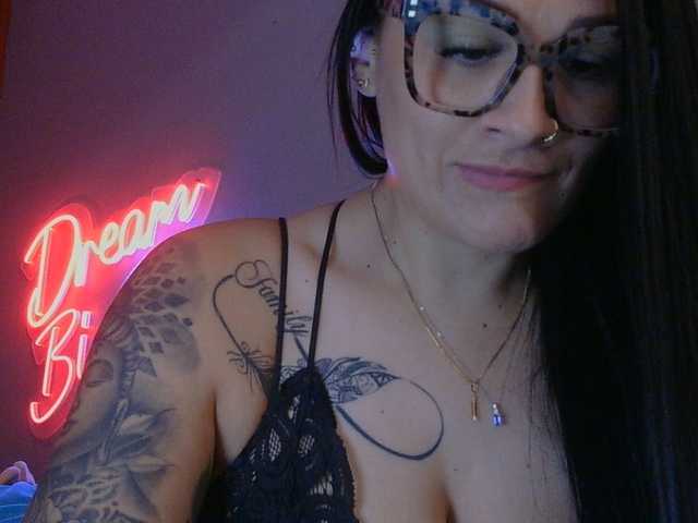 NoirLust live webcam show