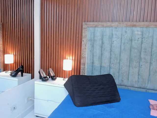 Karina-Towers's BongaCams show and profile