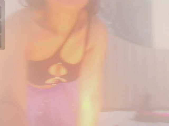Karina-Towers live cam on BongaCams