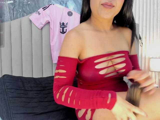 Karina-Towers live cam on BongaCams