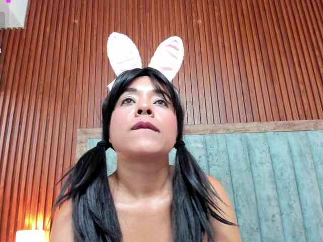 Karina-Towers webcam