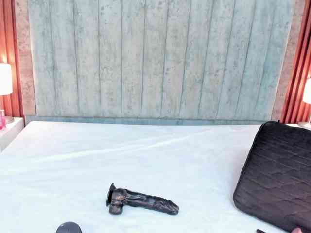 Karina-Towers webcam