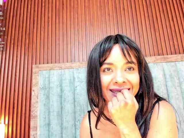 Karina-Towers webcam
