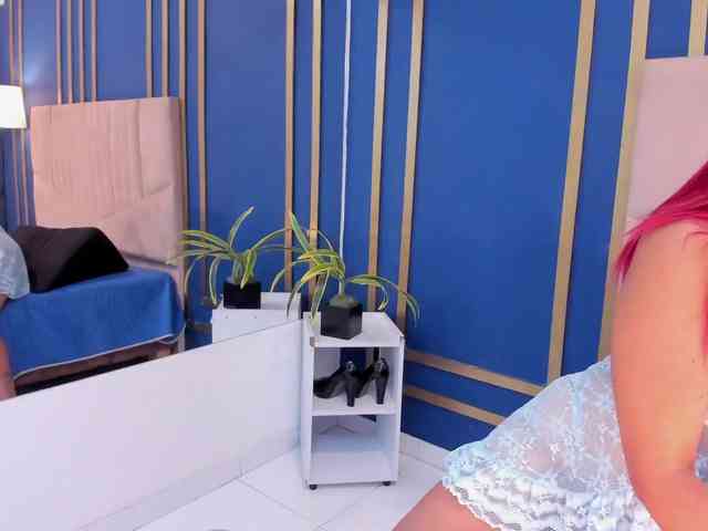 Karina-Towers webcam