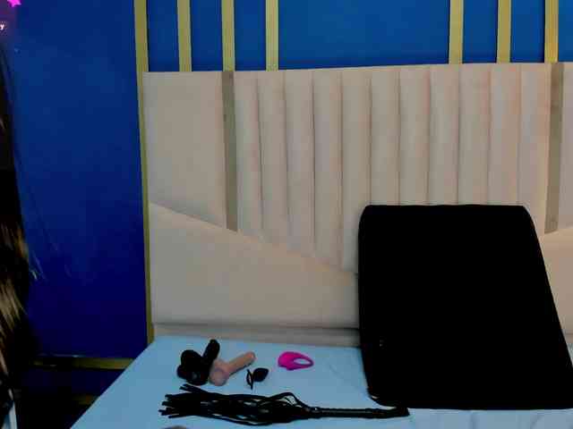 Karina-Towers webcam