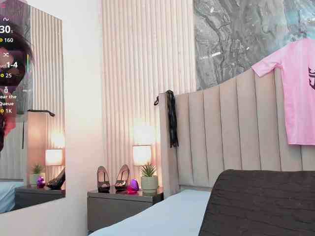 Karina-Towers webcam