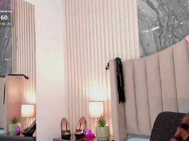 Karina-Towers webcam