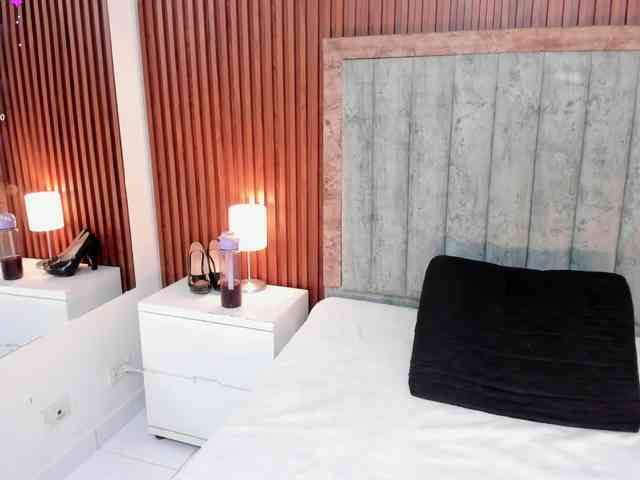 Karina-Towers webcam