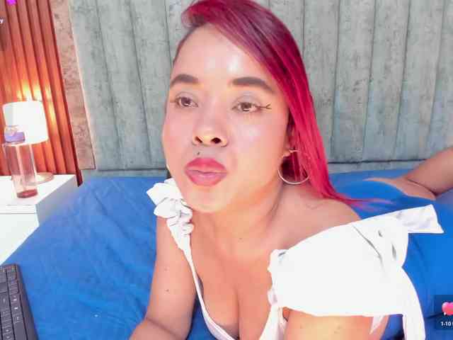 Karina-Towers webcam