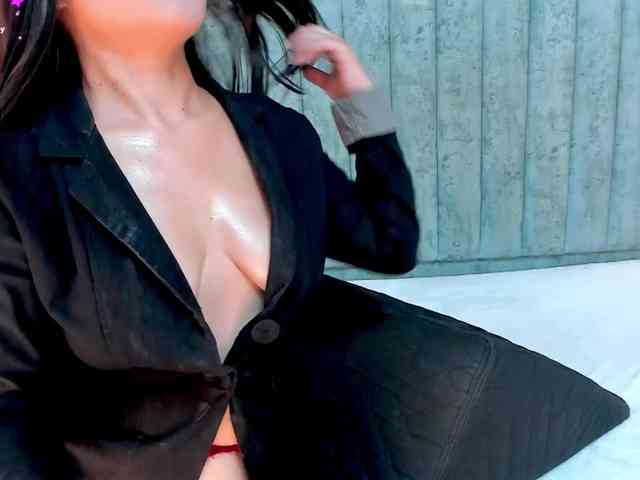 Karina-Towers webcam