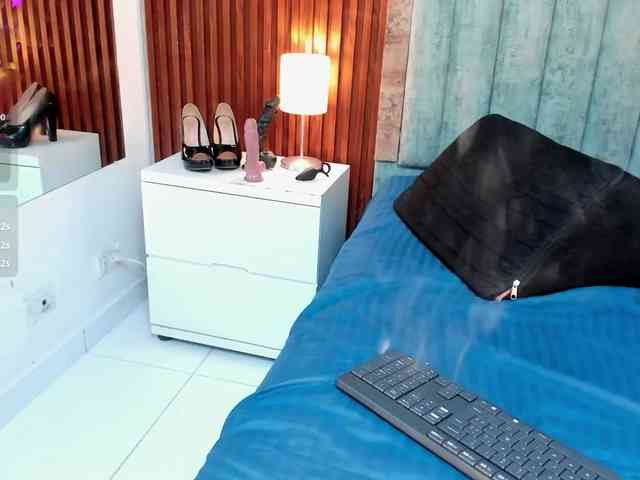 Karina-Towers webcam