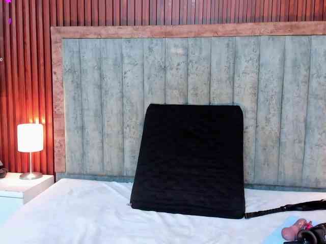 Karina-Towers webcam
