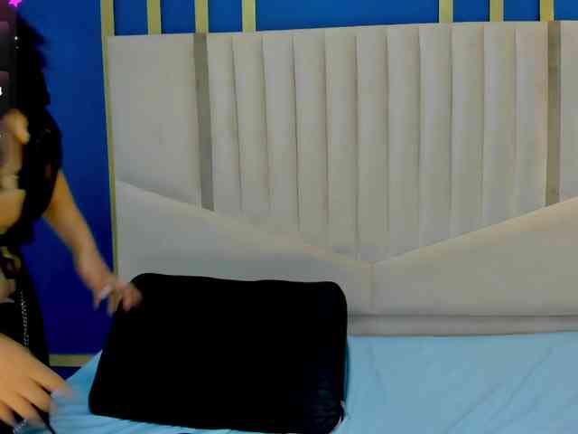 Karina-Towers webcam