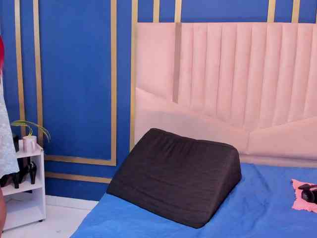 Karina-Towers webcam