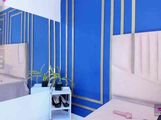 Karina-Towers webcam