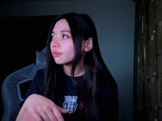 konfetkamarmeladkaa's BongaCams show and profile