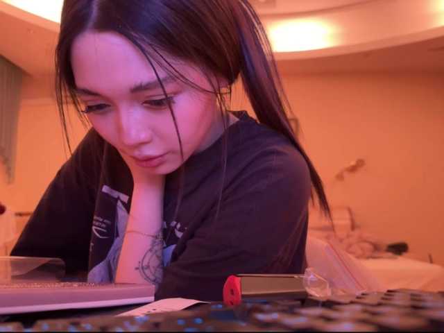 konfetkamarmeladkaa's BongaCams show and profile