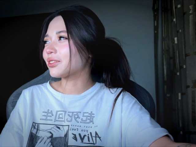 konfetkamarmeladkaa live cam on BongaCams