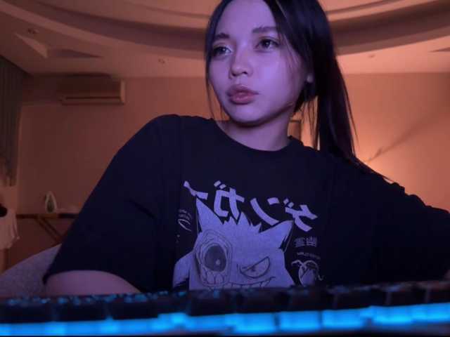 konfetkamarmeladkaa's BongaCams show and profile