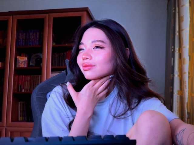 konfetkamarmeladkaa's BongaCams show and profile