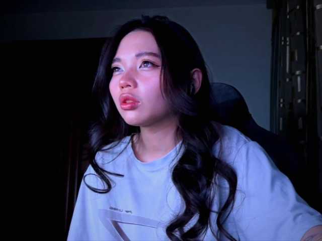 konfetkamarmeladkaa's BongaCams show and profile