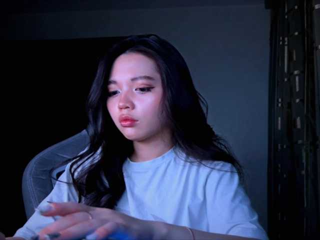 konfetkamarmeladkaa's BongaCams show and profile