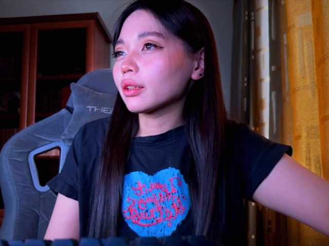 konfetkamarmeladkaa's BongaCams show and profile