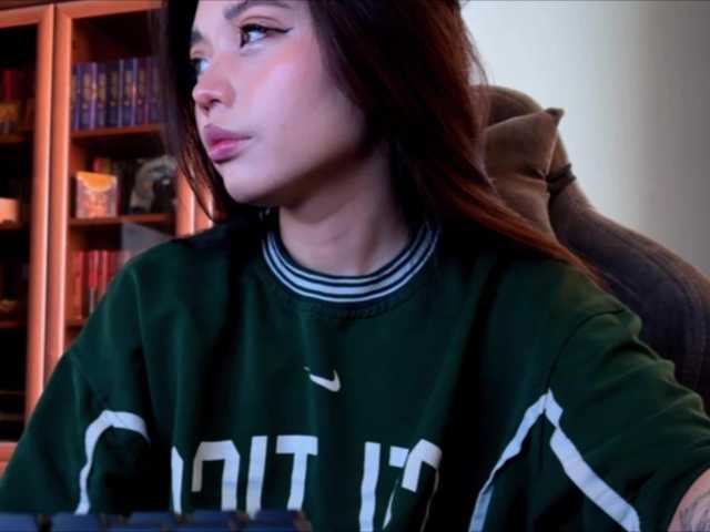 konfetkamarmeladkaa live cam on BongaCams