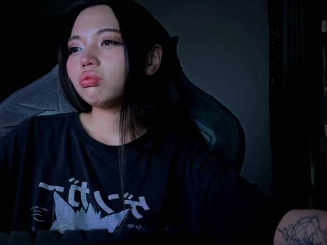 konfetkamarmeladkaa live cam on BongaCams