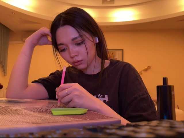 konfetkamarmeladkaa's BongaCams show and profile