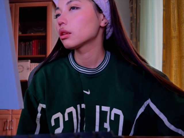 konfetkamarmeladkaa live cam on BongaCams
