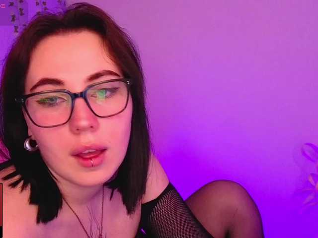 Olivia-ice's BongaCams show and profile