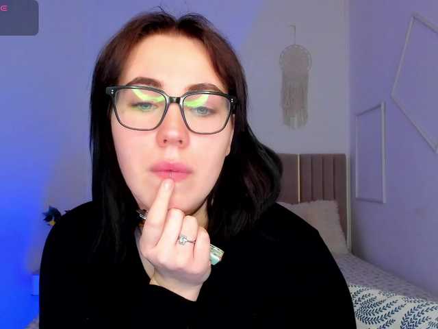 Olivia-ice's BongaCams show and profile