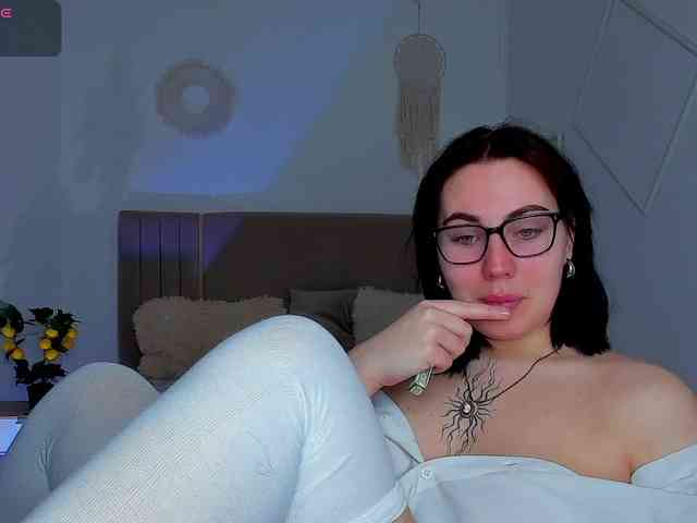 Olivia-ice webcam