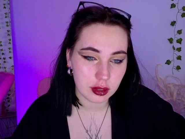 Olivia-ice webcam