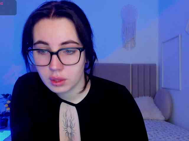 Olivia-ice webcam