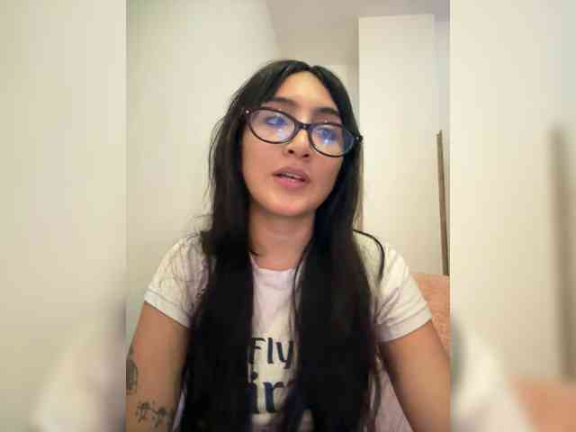 KayLov webcam