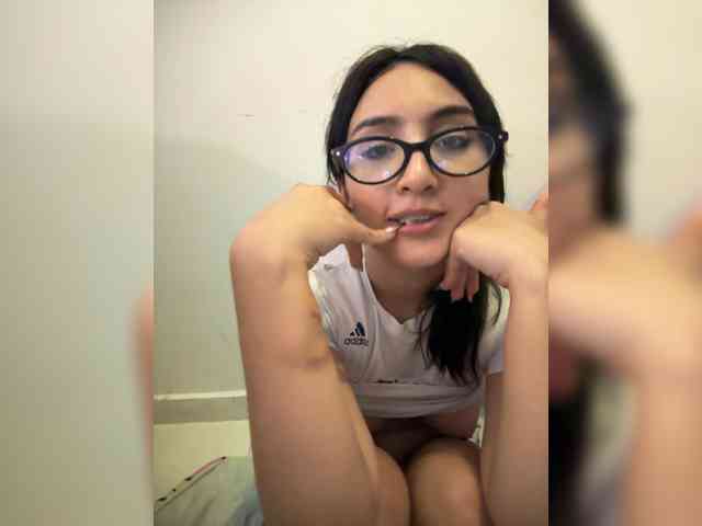 KayLov webcam