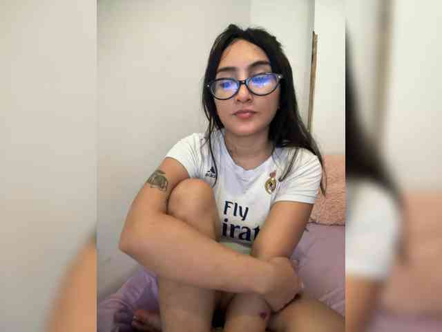 KayLov webcam