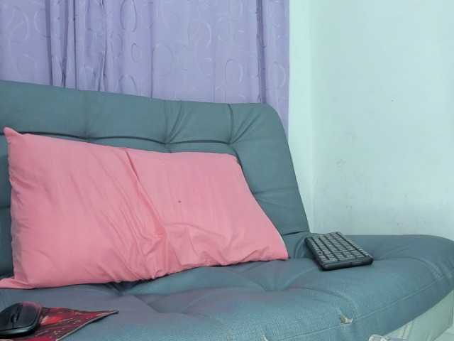 Ada-lovelacee live cam on BongaCams
