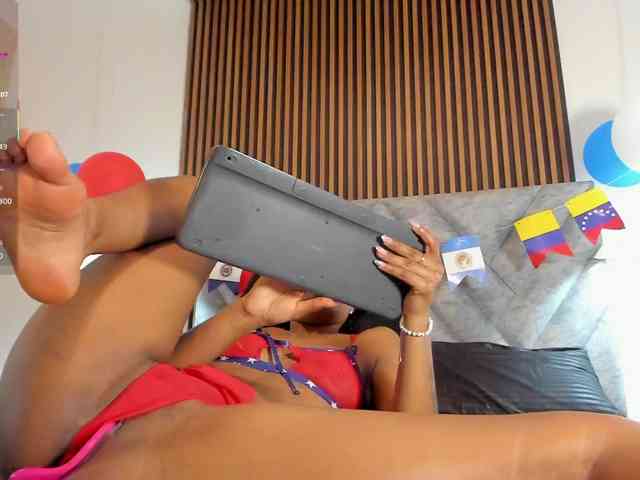 Modelo: KenndraRose