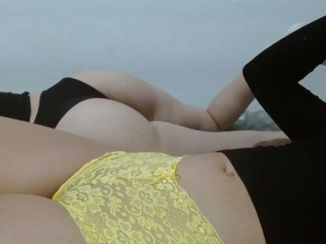 HotGirls2 live cam preview