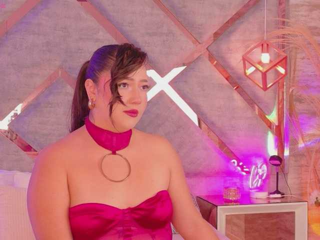 HannahPrada preview