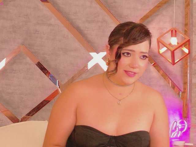 HannahPrada live webcam show