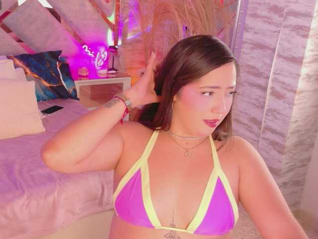 HannahPrada live cam on BongaCams