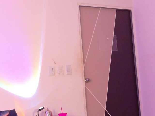 HannahPrada live cam on BongaCams