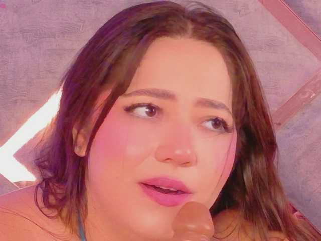 HannahPrada live webcam show