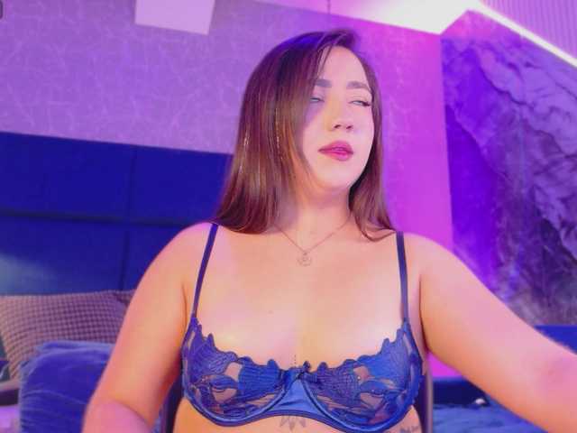 HannahPrada live cam on BongaCams